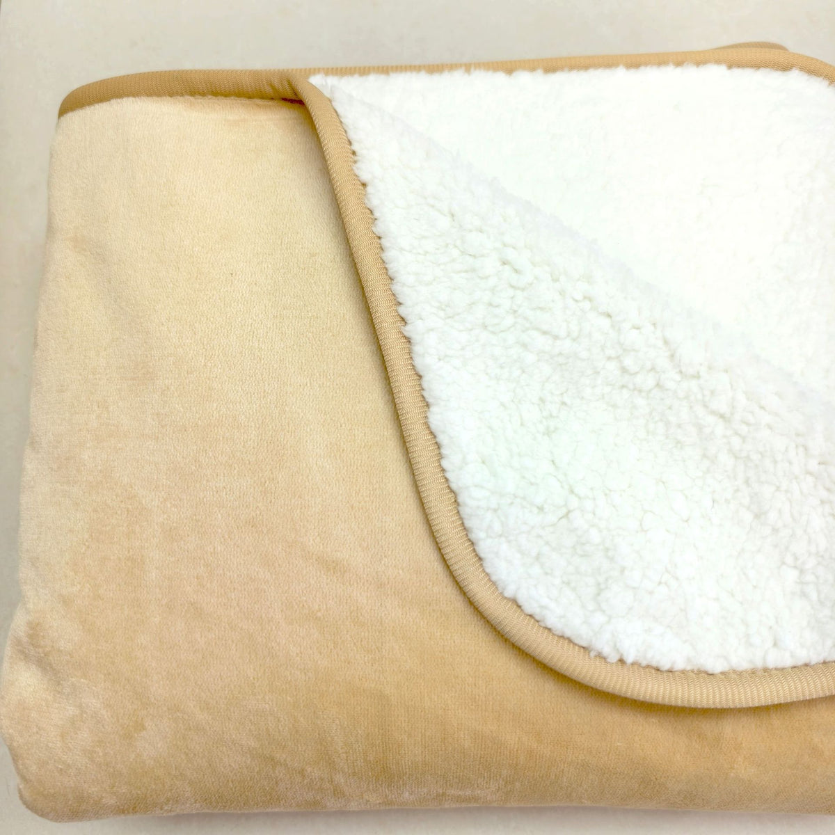 Soft Waterproof Blanket for Pets